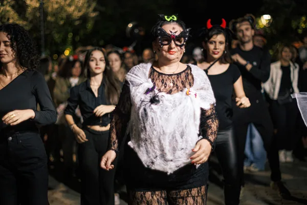 Χορευτικό με στολές